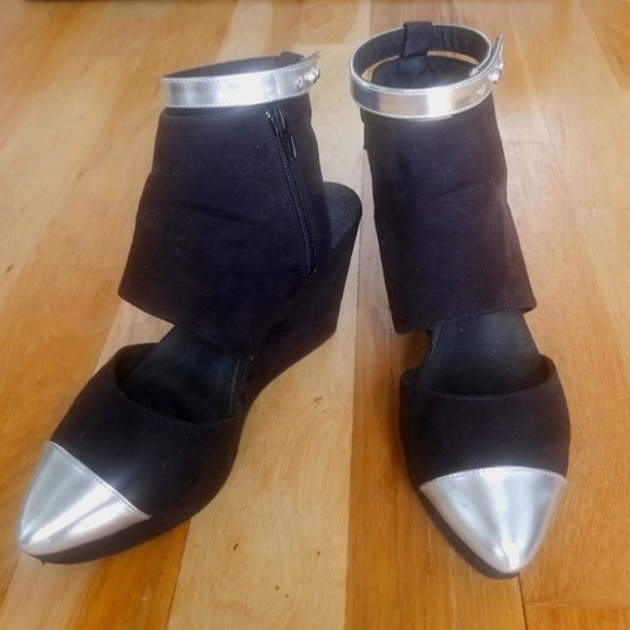 Stunning open heel platform shoes from DIVIDED by H&M - Picture 1 of 4